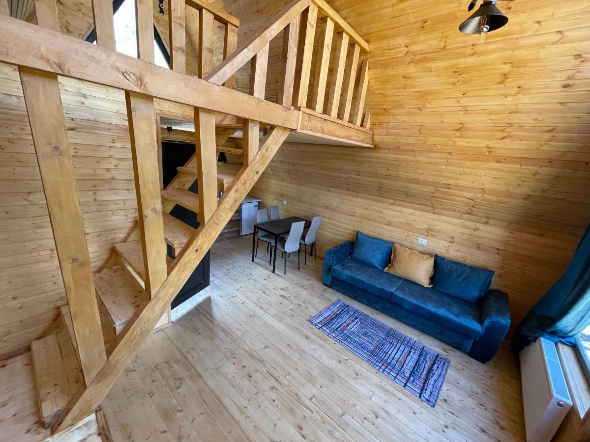 Guesthouse Elli & Cottages คัซเบกี ภายนอก รูปภาพ