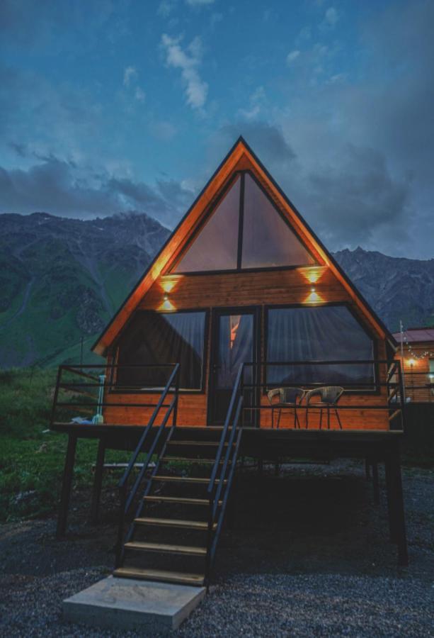 Guesthouse Elli & Cottages คัซเบกี ภายนอก รูปภาพ